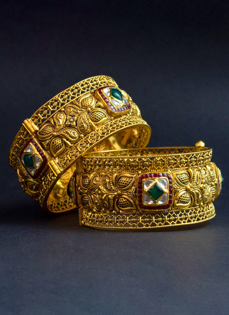 Gold Kada